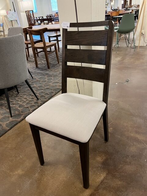 ladder back dining chair